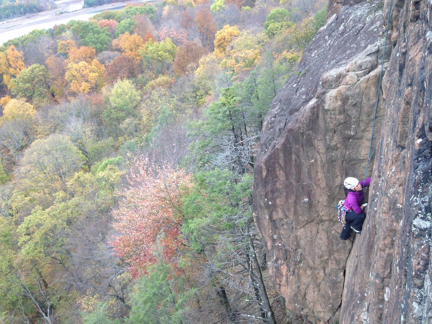 womenclimbing2